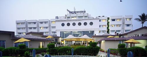 Hotel Holiday Resort