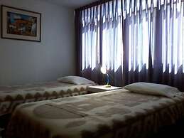 Royal Sweet Dreams Airport B&B