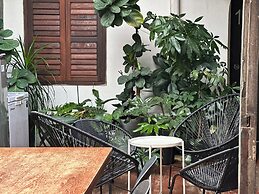 The Frame Guesthouse - Hostel
