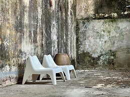 The Frame Guesthouse - Hostel