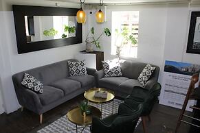 Sea Lodge