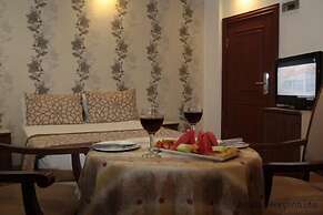 Grand Harsena Hotel