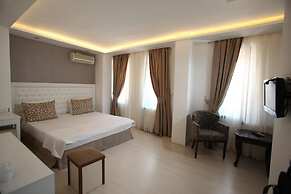 Grand Harsena Hotel