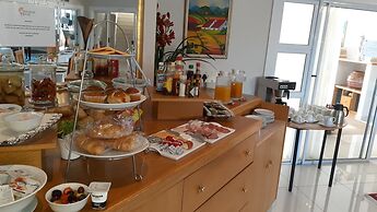 Cinnamon House Bed and Breakfast