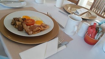 Cinnamon House Bed and Breakfast