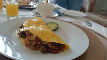 Cinnamon House Bed and Breakfast