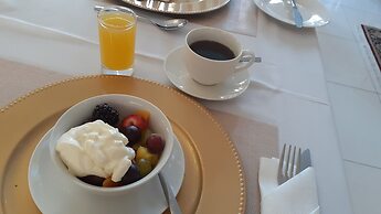 Cinnamon House Bed and Breakfast