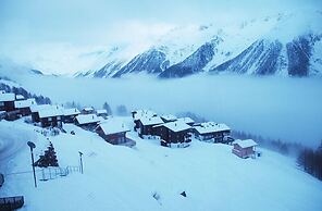 Swiss Chalet