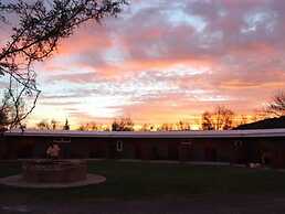 Teri Lemveli Lodge