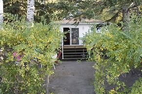 Lakefront Cottage in Manitou Beach