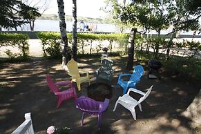 Lakefront Cottage in Manitou Beach