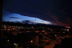 Los Arboles Apart