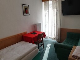 Hotel Rodes