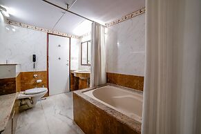 LMB Hotel
