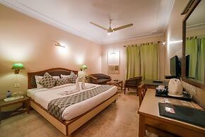 LMB Hotel