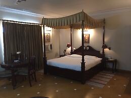 LMB Hotel