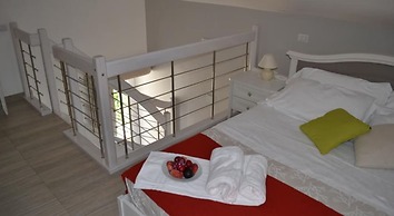Al Centro Suites
