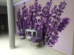 Lavender Hotel Poznań