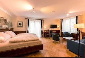 Hotel & Gaststätte zum Erdinger Weißbräu