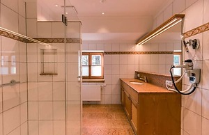 Hotel & Gaststätte zum Erdinger Weißbräu