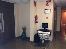 Hostal Drassanes