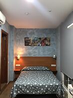 Hostal Drassanes