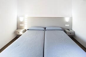 Hostal Drassanes