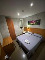 Hostal Drassanes
