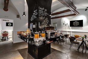 Navona Street Hotel