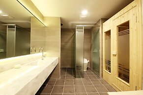Premium AVA Hotel Sasang