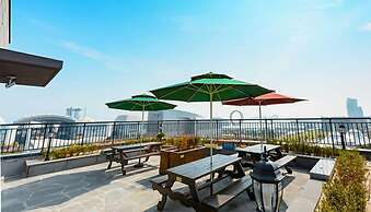 Paulownia Hostel & Guest House