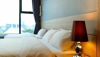 Paulownia Hostel & Guest House