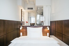 Ruby Lilly Hotel Munich by IHG