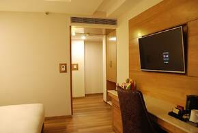 Glades Hotel