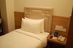 Glades Hotel