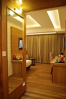 Glades Hotel