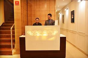 Mint Hotel Premia