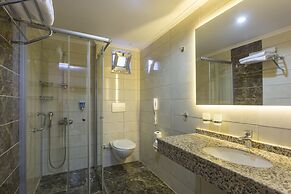 Lonicera City Hotel