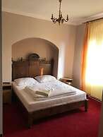 Palac Lasow