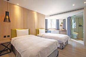 Green Hotel - West District