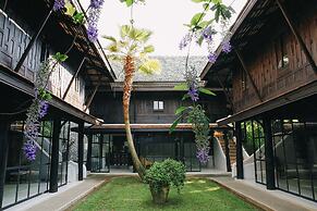 Villa Mahabhirom