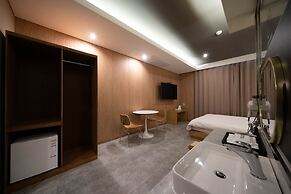 Brown-Dot Hotel Daegu Hyukshin Doshi
