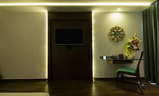 Roopa Elite