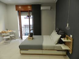 Mola Rooms
