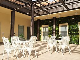 Aeterno Eco Guest House