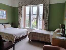 Dean Park Guest House