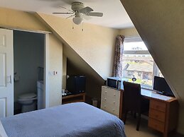 Dean Park Guest House