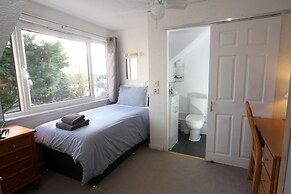 Dean Park Guest House