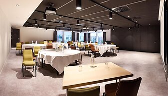 Park Inn by Radisson Brussels Airport