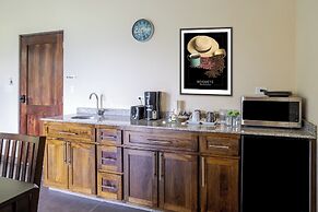 Coffee Estate Inn
